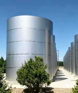 Steel silo